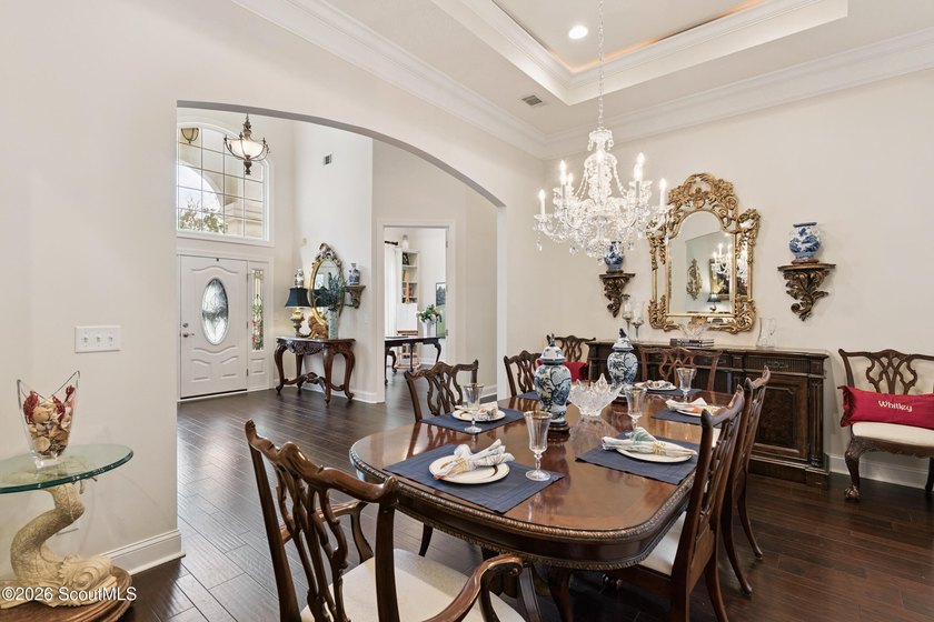 Luxurious resort style living on a cul-de-sac and golf course - photo 14