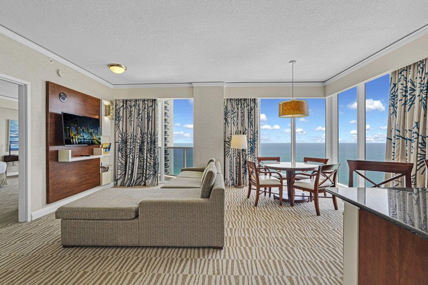 Exceptional opportunity to own a luxury direct oceanfront - photo 26