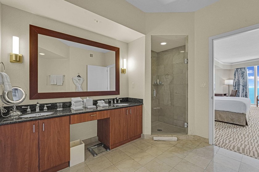 Exceptional opportunity to own a luxury direct oceanfront - photo 43