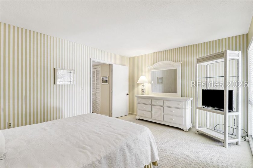 Updated Palmetto Dunes villa offering sweeping golf views and an - photo 12