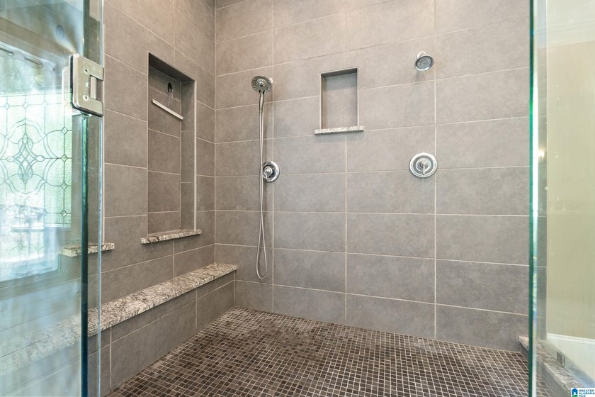 Unique opportunity in Indian Springs - 8,000+sqft on 4.75 - photo 33