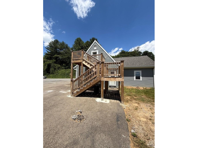 Prime Riverside Property with Endless Potential - Commercial or - photo 4