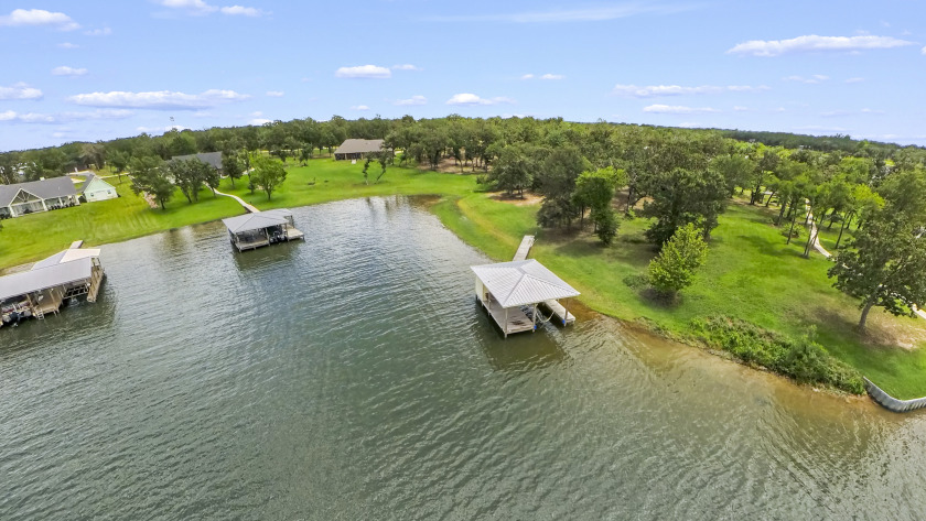 Recent Custom Build on 2.75 Acres!!! - photo 26