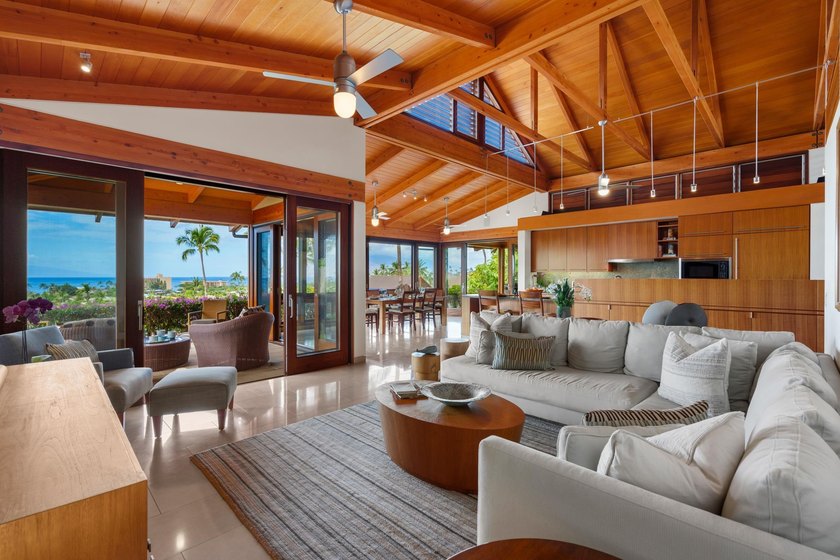 Where do timeless design, ultimate privacy, and panoramic ocean - photo 8