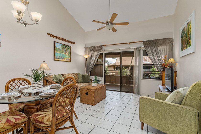Beautifully Updated 1BR/1BA Condo. This turnkey unit in the - photo 8