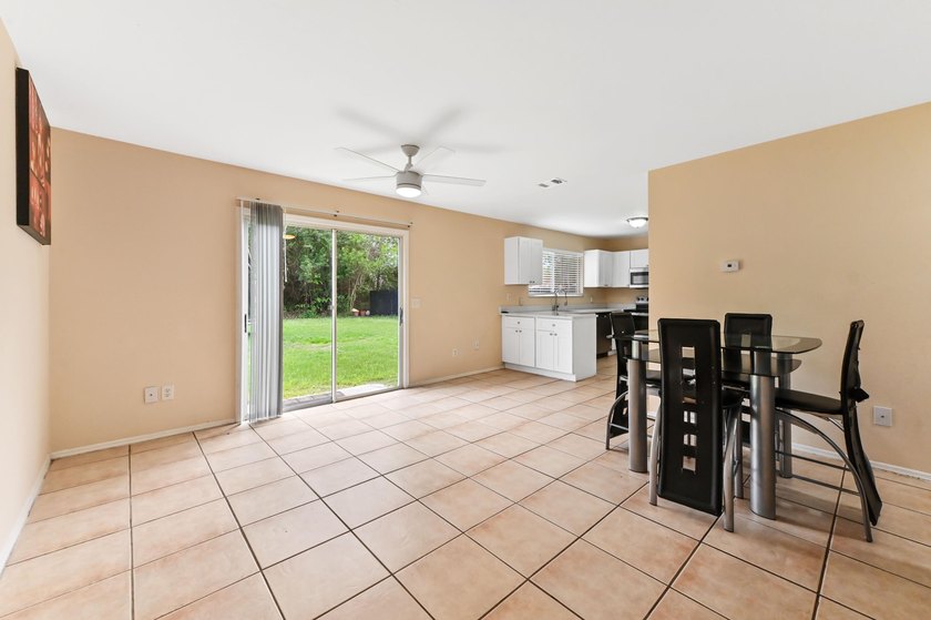 Step into this beautifully updated 3-bedroom, 2-bath home - photo 4