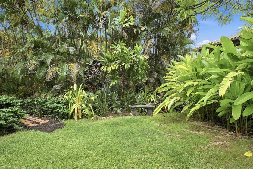Location, location, location - and a price point Kihei rarely - photo 7