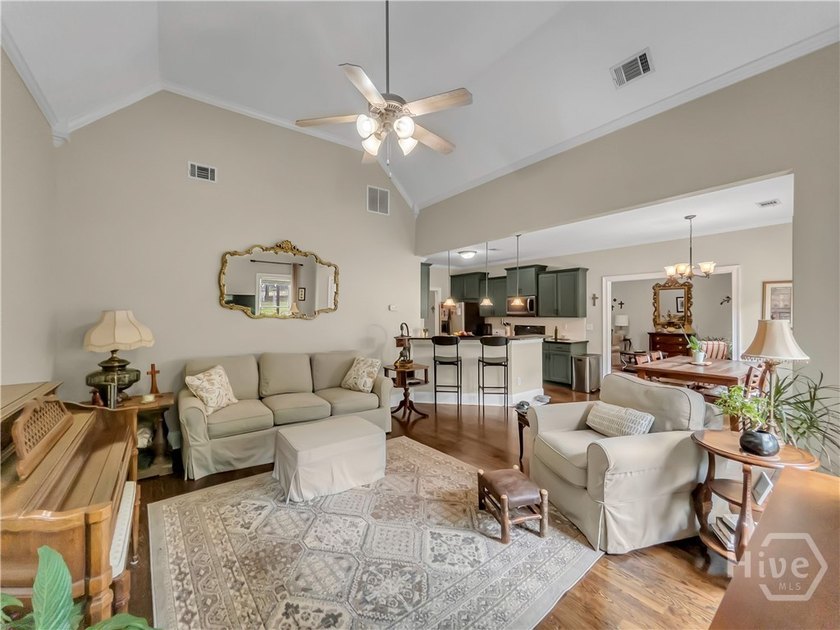 Nestled on a sprawling 1.13-acre lot in the desirable Thornwood - photo 15