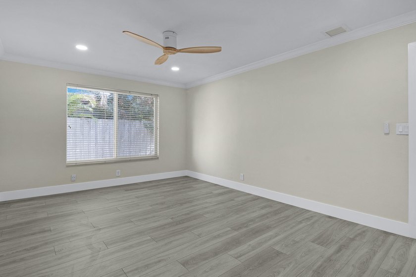 Completely updated and move-in ready, this 3-bedroom, 2-bath - photo 18