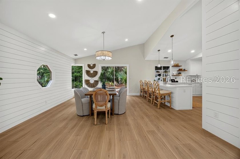 Luxury Coastal Living, Completely Reimagined!! Welcome to 9 Fort - photo 19