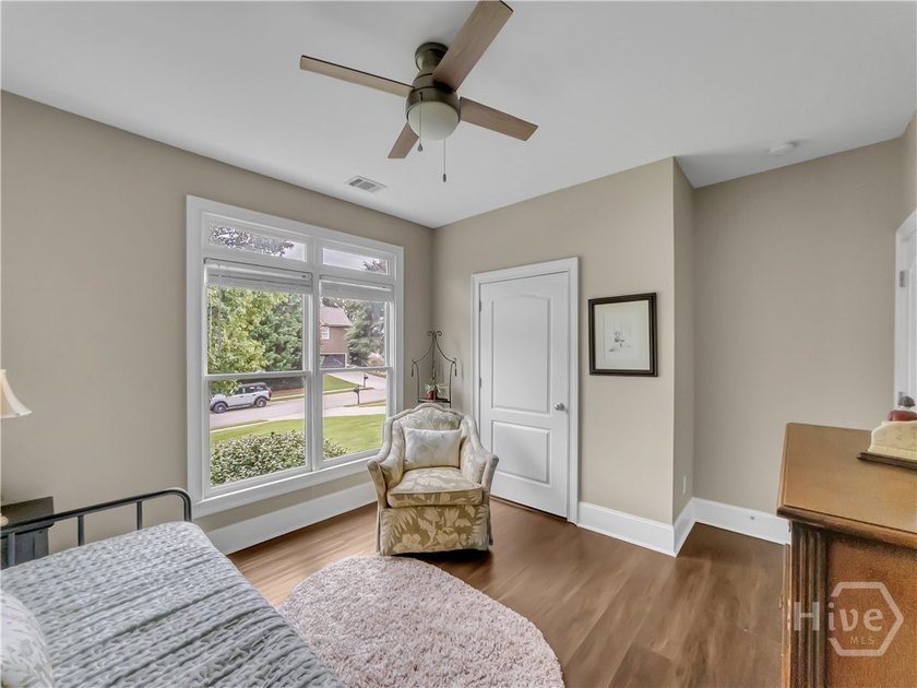 Nestled on a sprawling 1.13-acre lot in the desirable Thornwood - photo 22