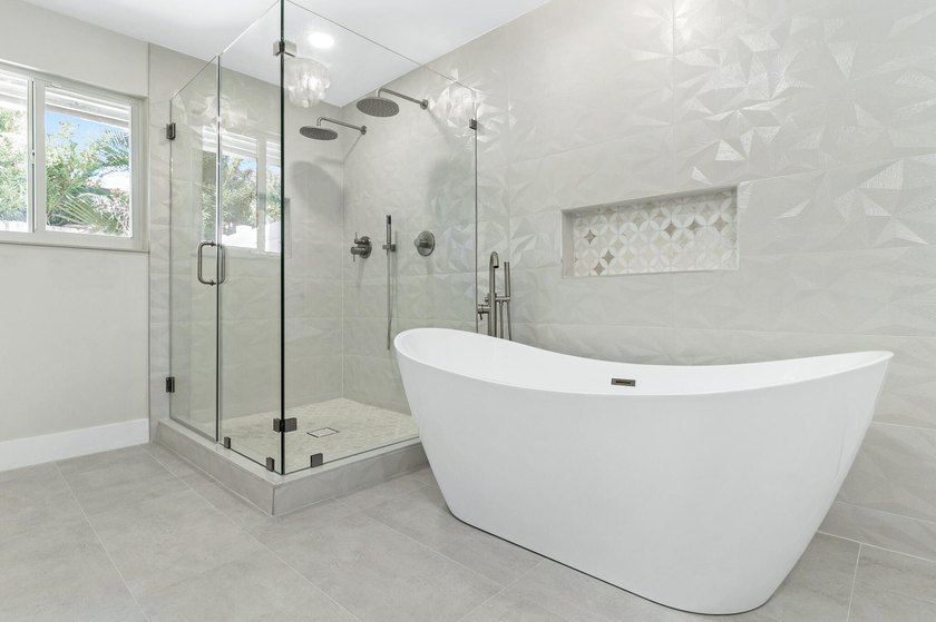 Completely updated and move-in ready, this 3-bedroom, 2-bath - photo 22