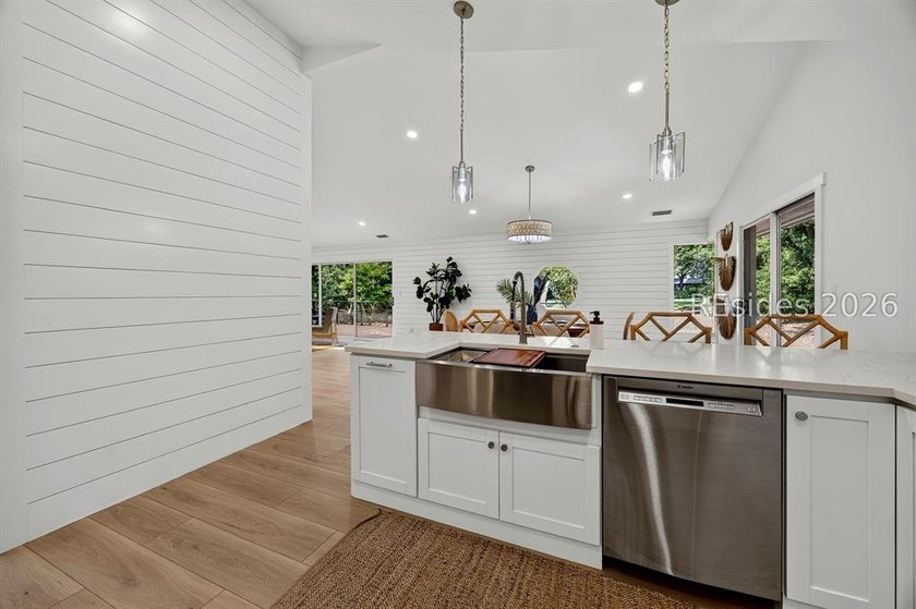 Luxury Coastal Living, Completely Reimagined!! Welcome to 9 Fort - photo 25