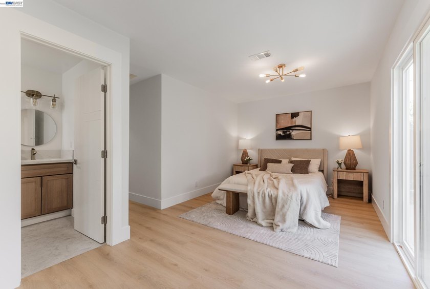 Exceptional single-story Cambrian home offering 4 bedrooms, 2 - photo 26