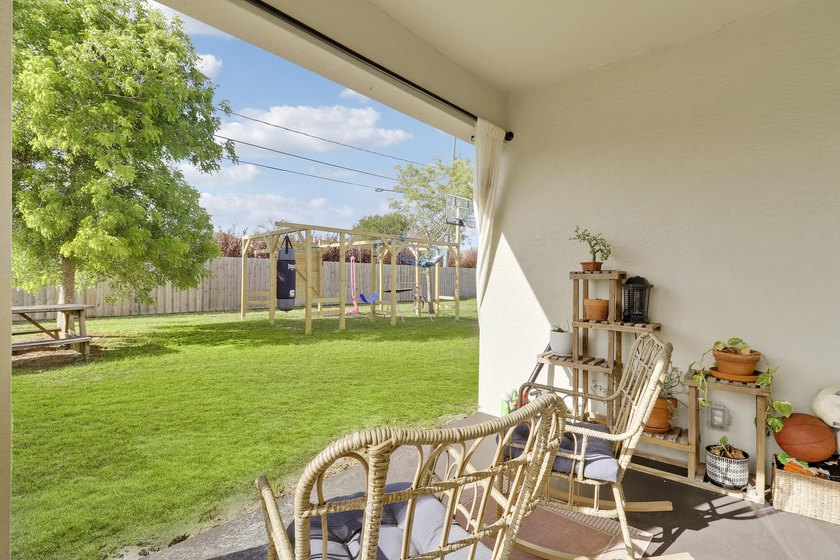 UPDATE!!!! SELLER IS NOW OFFERING A $10,000 CREDIT TO BUYER AT - photo 31