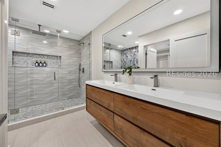 Luxury Coastal Living, Completely Reimagined!! Welcome to 9 Fort - photo 33