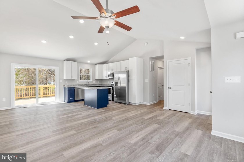 *IN FOR PERMIT FOR QUICKER TURN AROUND!* Hamlet Homes introduces - photo 4