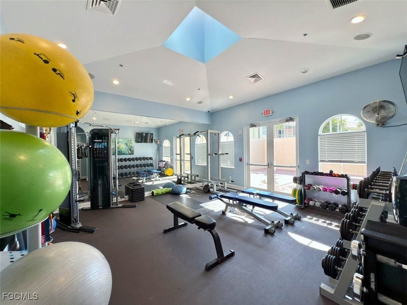 Welcome to effortless coastal living in this beautifully updated - photo 45