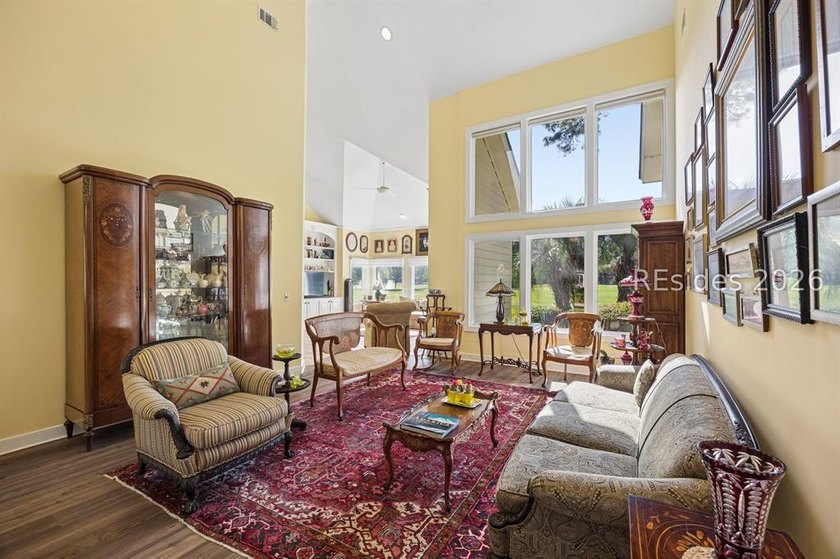 Tucked away at the end of a quiet cul-de-sac in sought-after - photo 15
