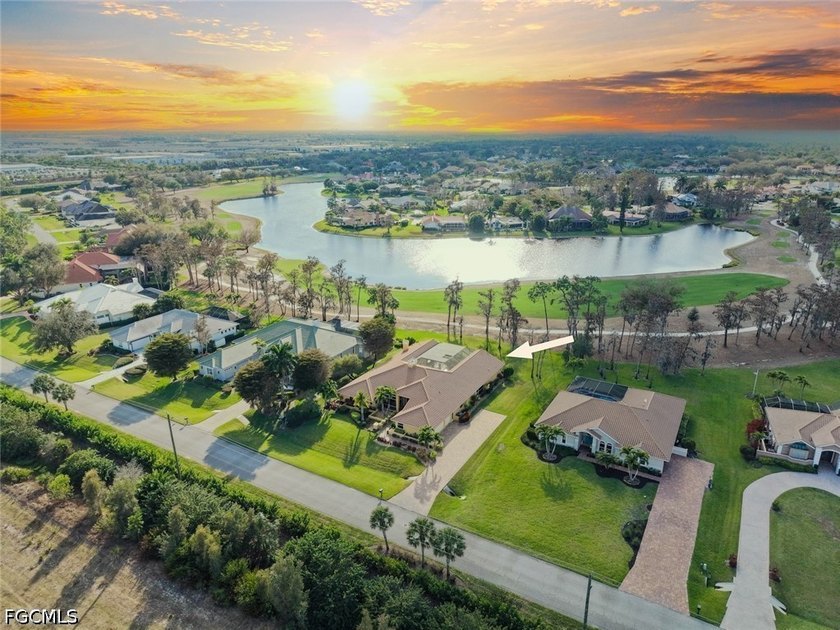 Pride of ownership throughout. This 3 bedroom, 3.5 bath, plus - photo 50