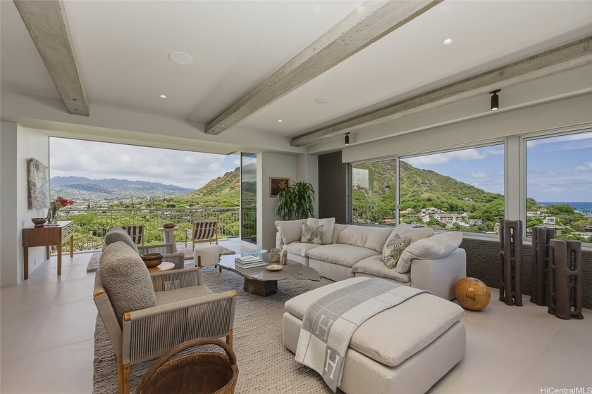Breathtaking ocean views await from every room of *Maluhia,* a - photo 10