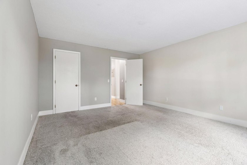 Come live at the Lake! Welcome to Sunrise Bay, a condominium - photo 19