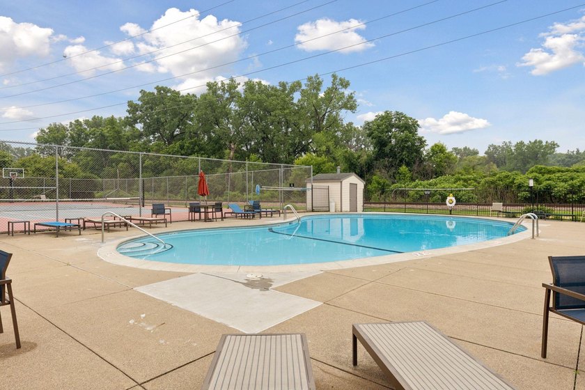 Come live at the Lake! Welcome to Sunrise Bay, a condominium - photo 30