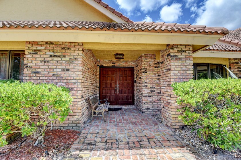 NOW INCLUDES NEW White Impact Windows and Doors! Enjoy perfect - photo 2