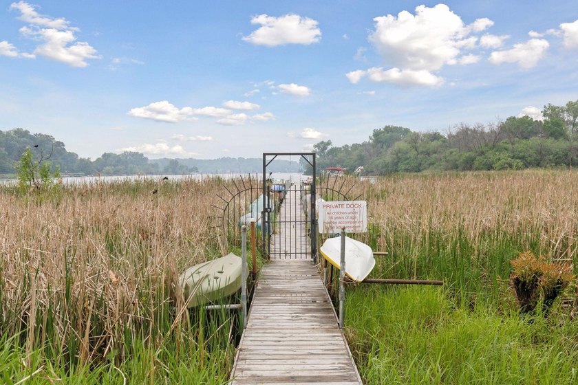 Come live at the Lake! Welcome to Sunrise Bay, a condominium - photo 32