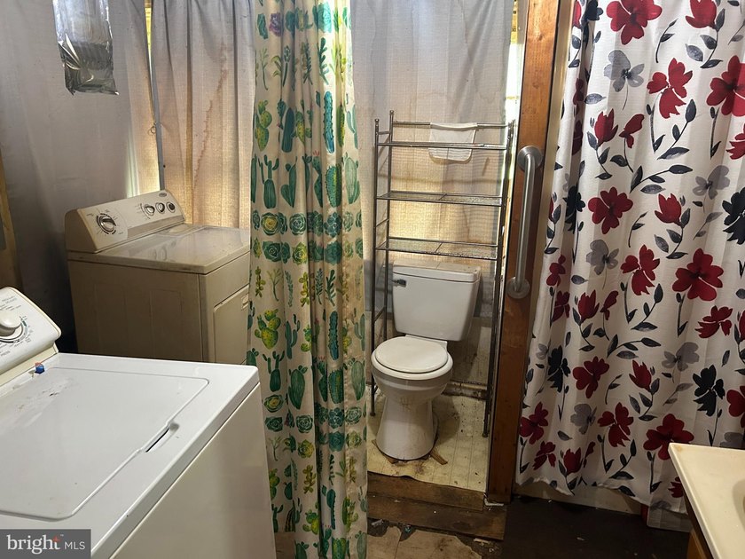 PRICE ADJUSTMENT. This property is located in the northeast - photo 8