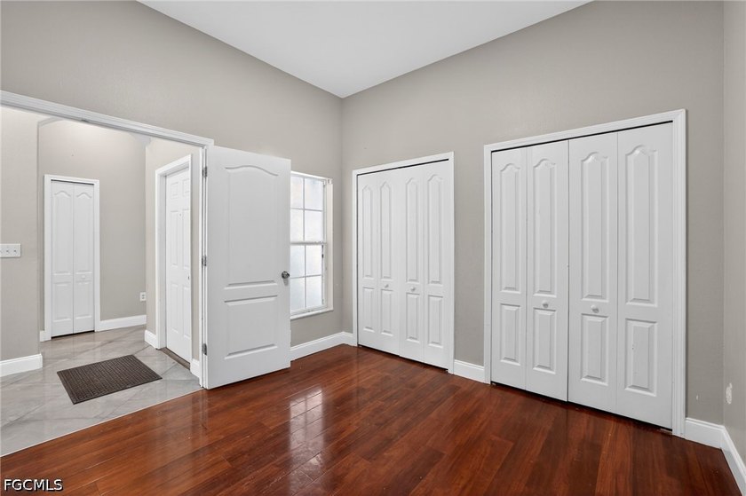 Welcome to the charming Cypress Creek development offering a - photo 33
