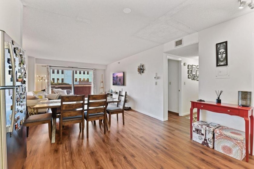 Rare opportunity to own one of The Crossings' coveted patio - photo 2