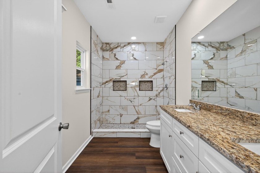 100% financing available! Minutes away from park circle and - photo 3