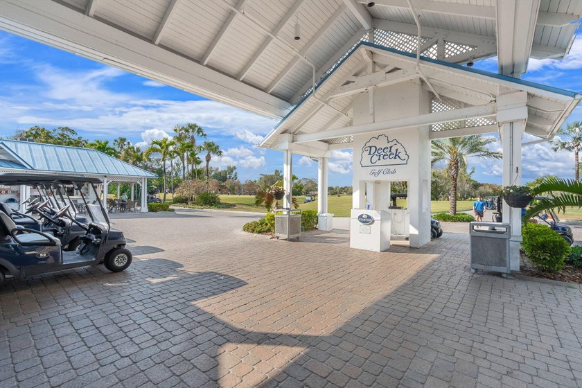 Welcome home to this spacious 3-bed, 2-bath corner Villa in a - photo 43
