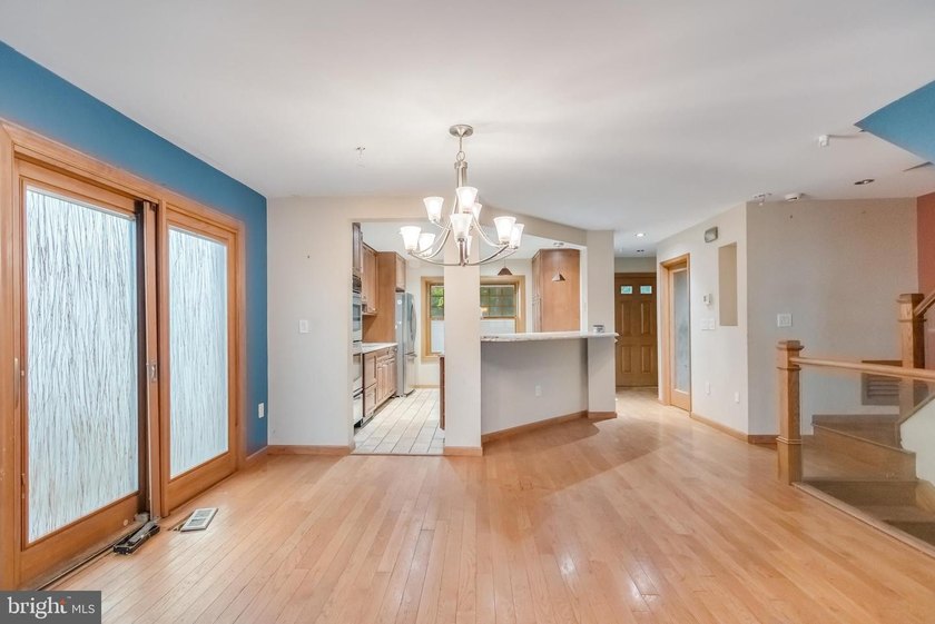 Beautifully customized townhome with breathtaking views of the - photo 10