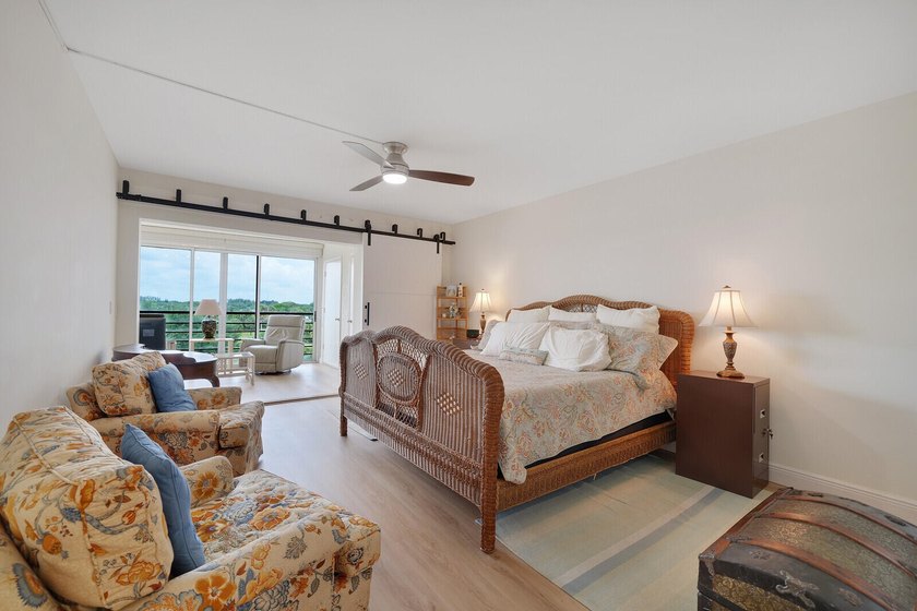 Welcome to this spacious 2-bedroom, 2-bath condo in the - photo 22