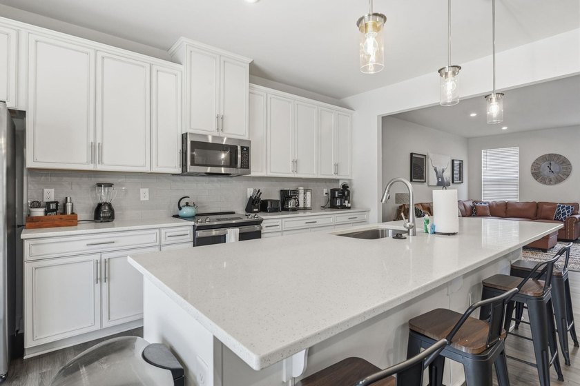 Welcome to 2557 Pete Dye Dr, Unit 402--a fully furnished - photo 4