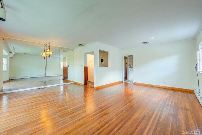 Welcome to 227-12 53rd Avenue, a remarkably spacious ranch - photo 12