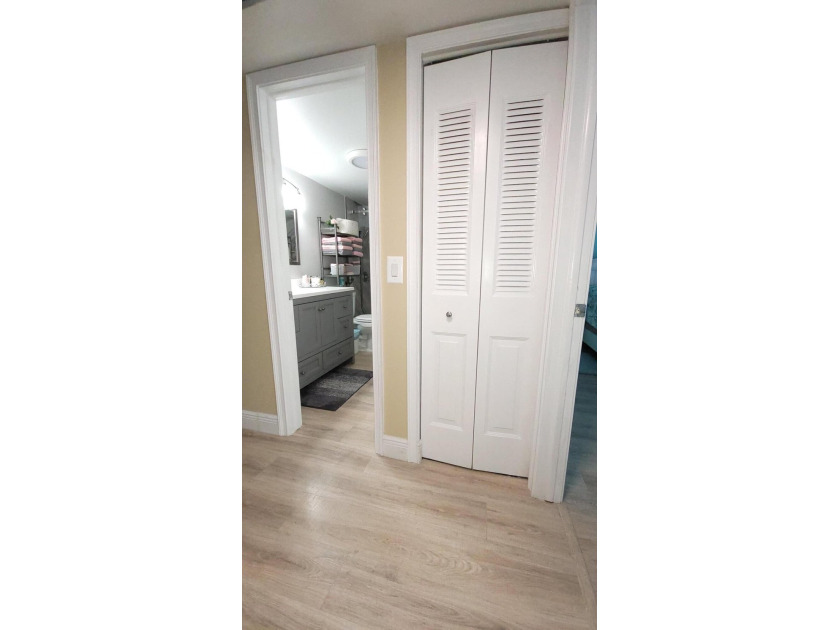 Welcome to this beautifully maintained and thoughtfully upgraded - photo 14