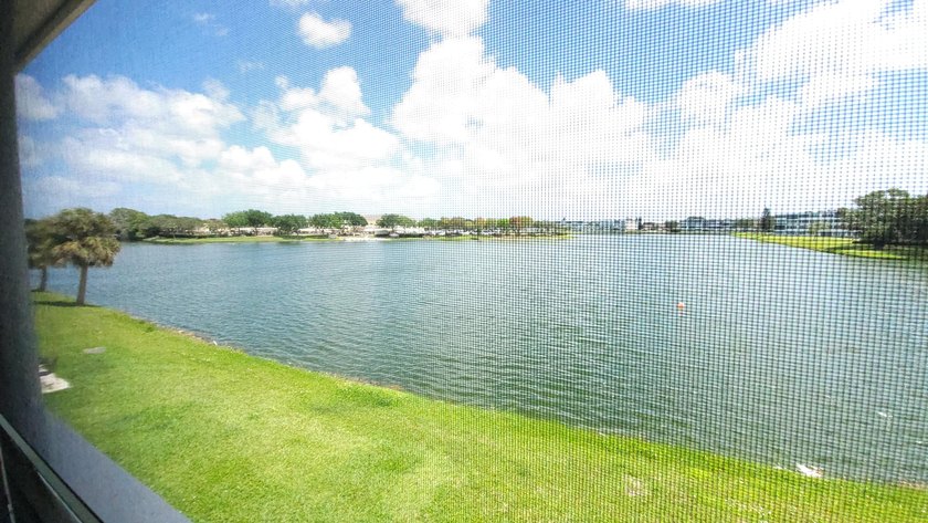 Welcome to this beautifully maintained and thoughtfully upgraded - photo 35
