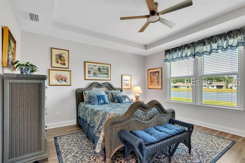 Nestled on a premium lot with a beautiful, serene lagoon view - photo 9