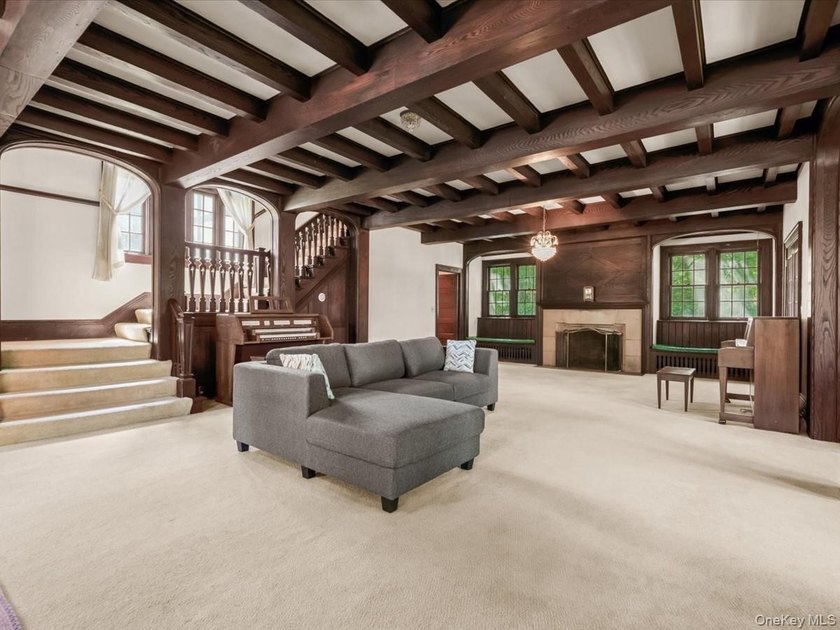 Classic Century-Old English Tudor | Coveted Beacon Hill Location - photo 6