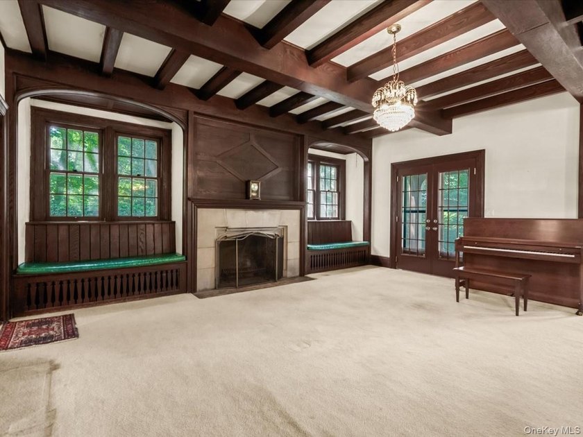 Classic Century-Old English Tudor | Coveted Beacon Hill Location - photo 8