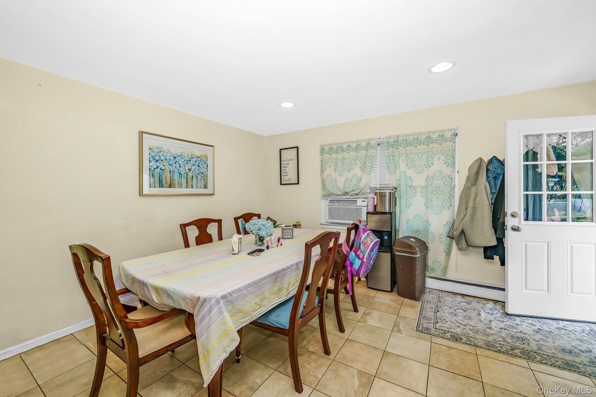 Legal 2-Family by C/O! Exceptional income-producing investment - photo 8