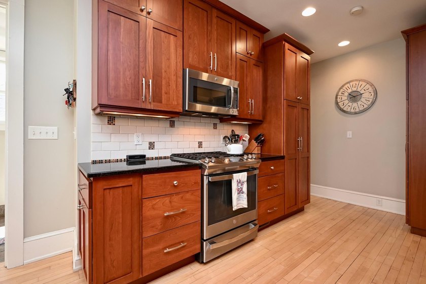 Welcome to this beautifully maintained 2.5-story home in a - photo 14