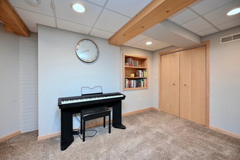 Welcome to this beautifully maintained 2.5-story home in a - photo 31