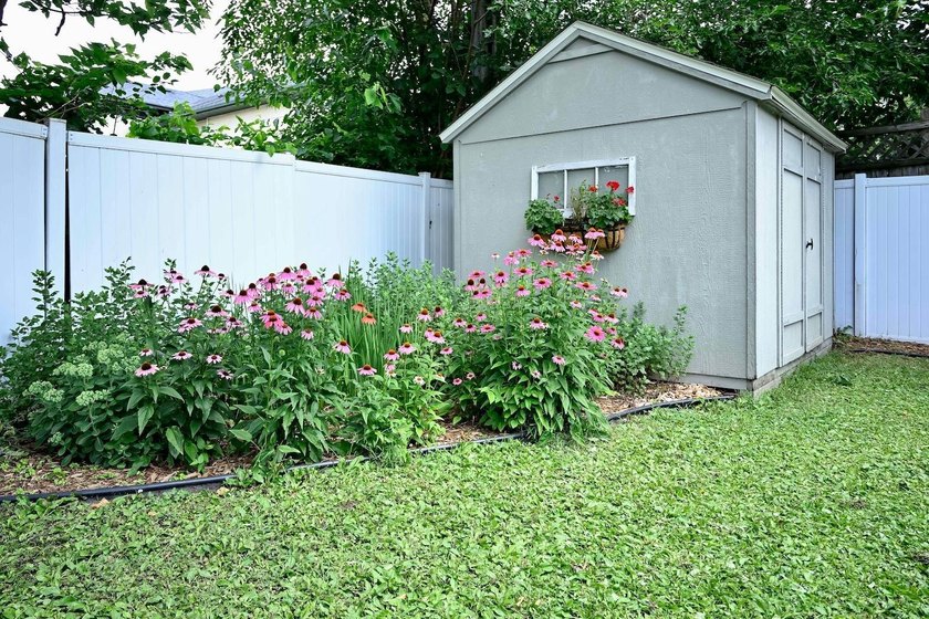 Welcome to this beautifully maintained 2.5-story home in a - photo 40