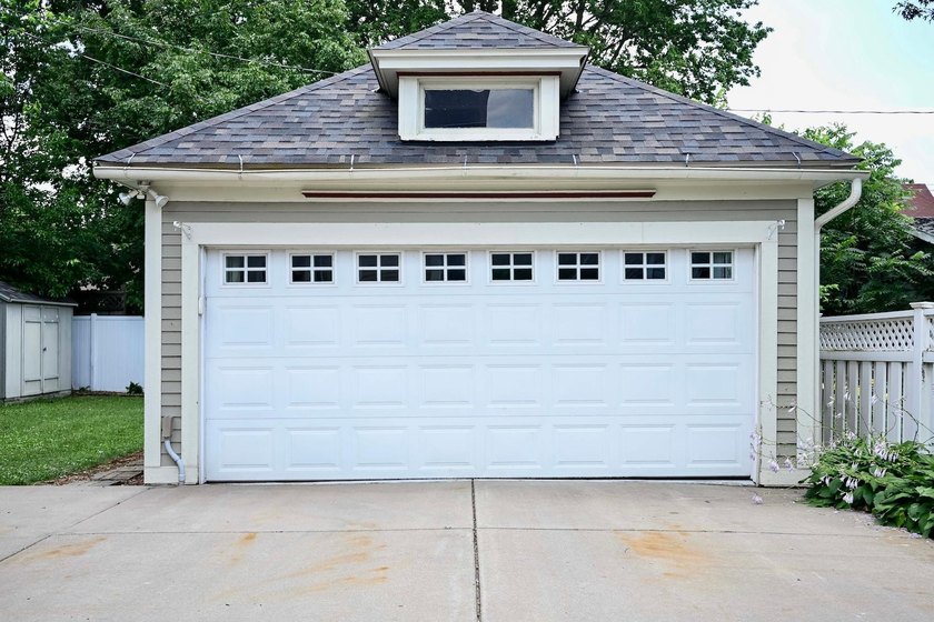 Welcome to this beautifully maintained 2.5-story home in a - photo 41
