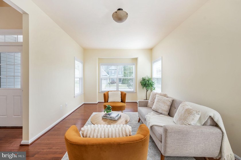 Welcome to 7323 Legacy Lane, a beautifully maintained 5-bedroom - photo 10