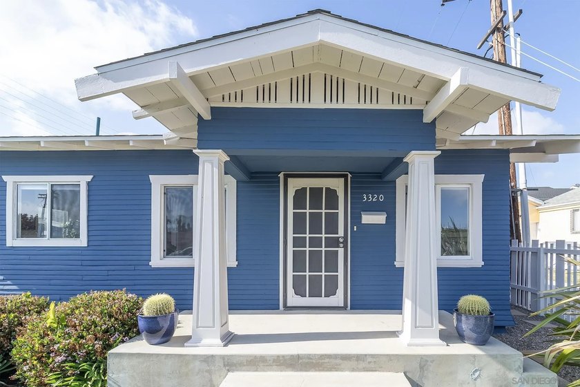North Park Craftsman with great curb appeal. Even has a white - photo 5